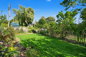 Gardens- click for photo gallery
